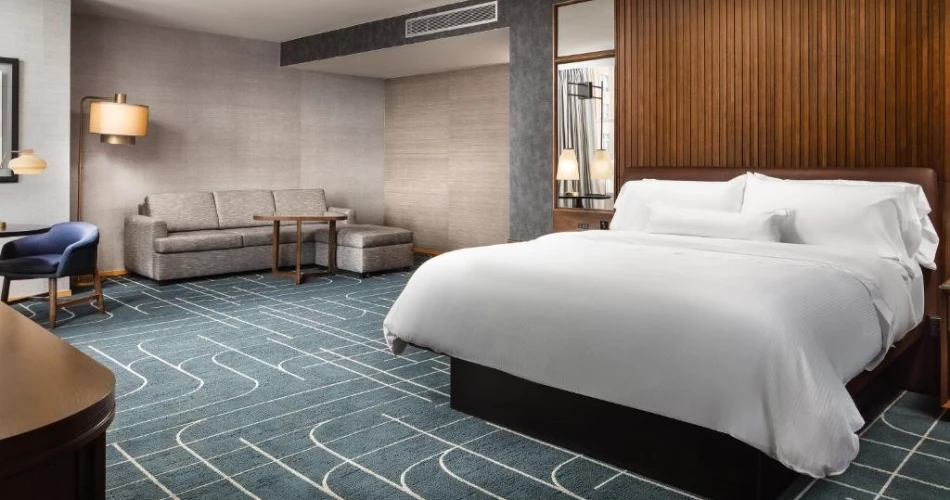 Best Places to Stay Near Busch Stadium, St. Louis: Top Hotels for Game Day and Beyond