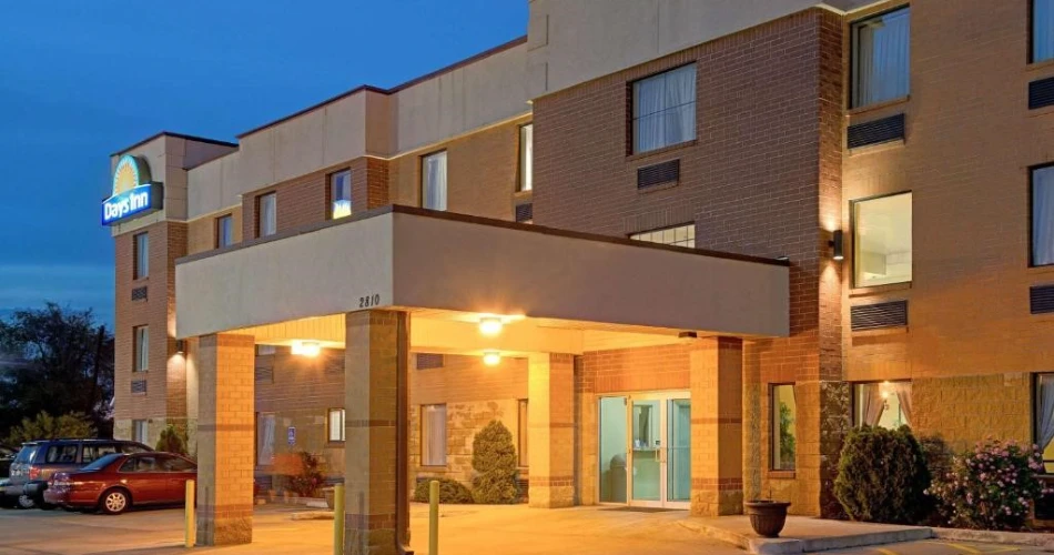 Affordable Hotels Near Busch Stadium, St. Louis: Budget-Friendly Stays for Your Visit