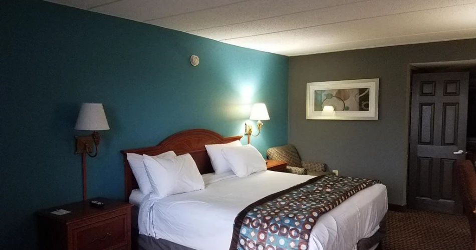 Affordable Hotels Near Busch Stadium, St. Louis: Budget-Friendly Stays for Your Visit
